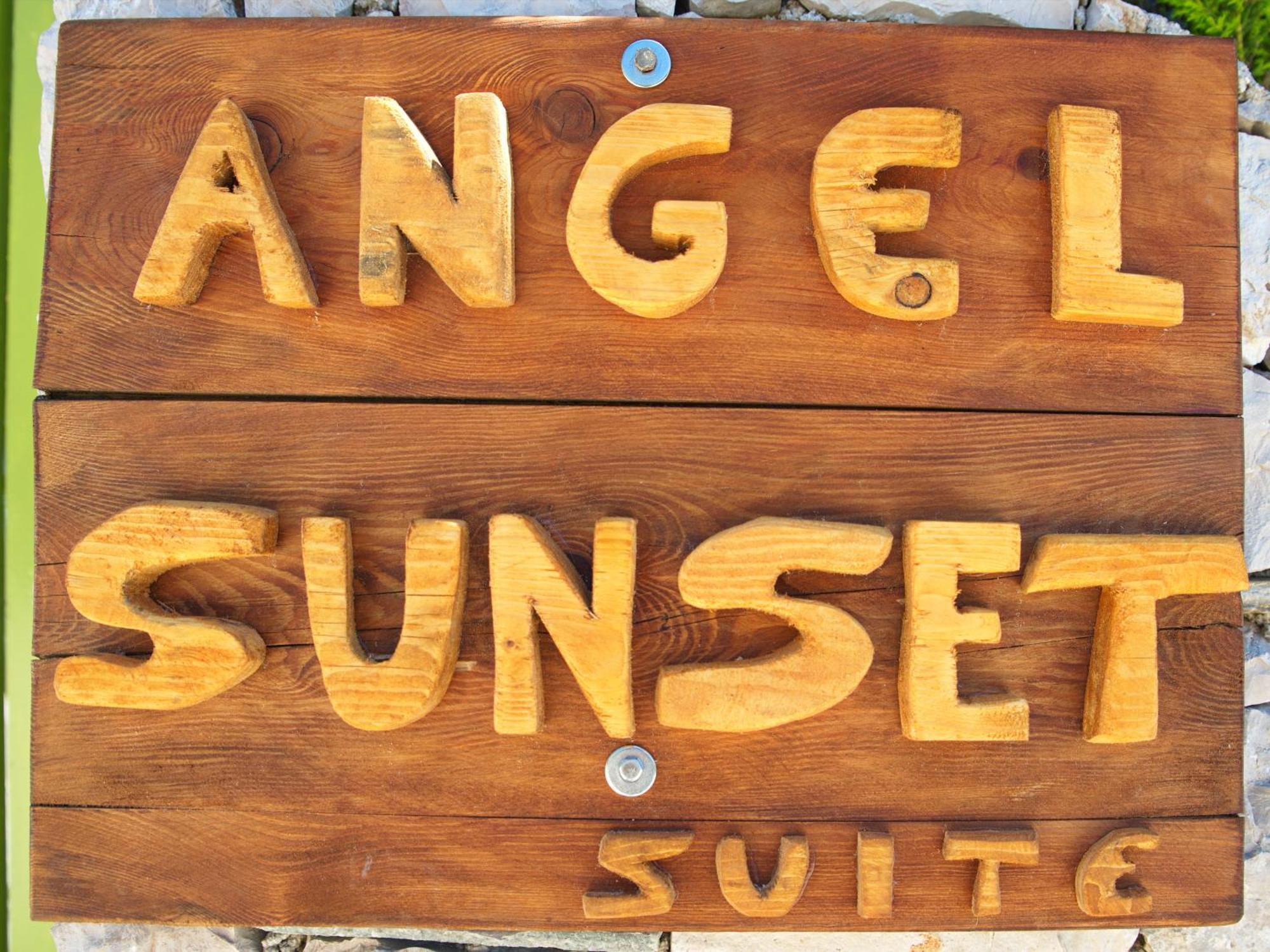 Angel Sunset Suite Patitírion Exterior foto