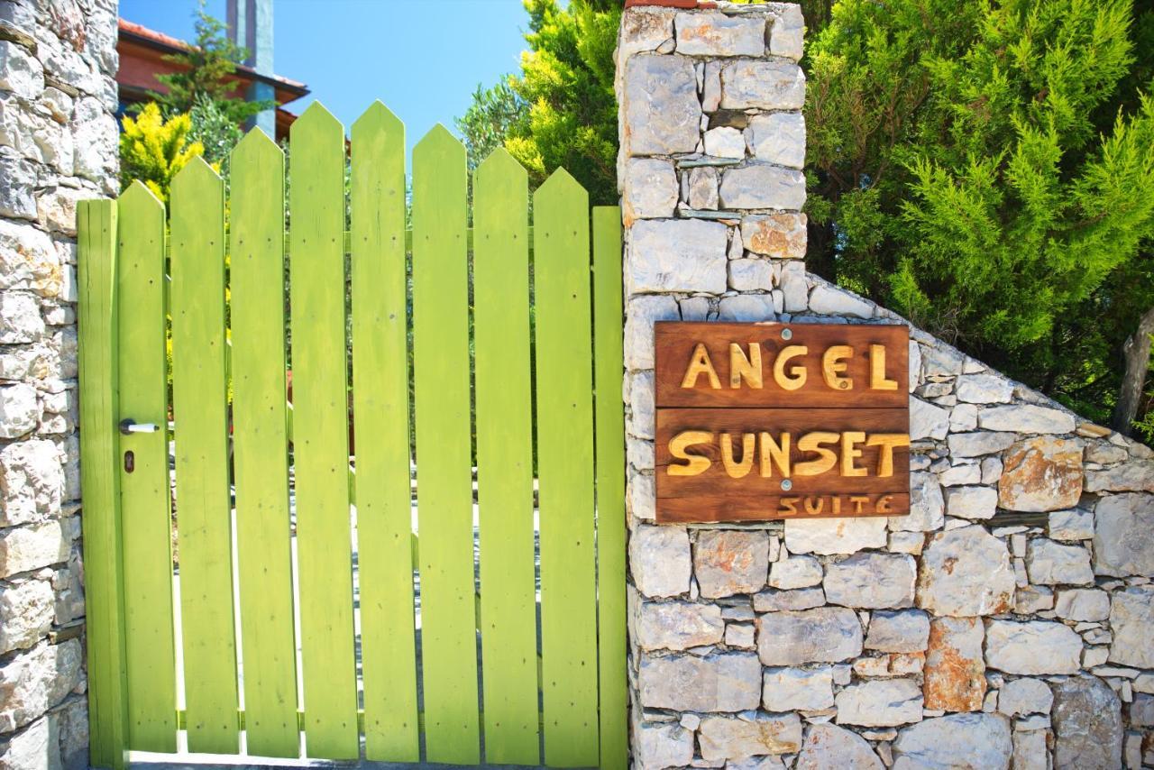 Angel Sunset Suite Patitírion Exterior foto